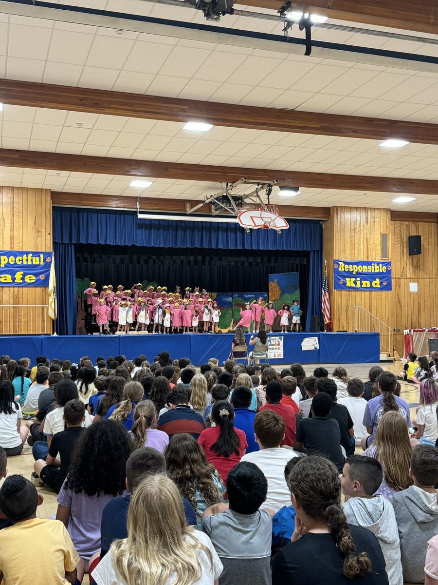 Ms. Parke π€ (@msparkelds) on Twitter photo Way to go, kindergarten! The Three Little Piggies Opera is always a hitπ· Thank you <a href="/MsGilganMusic/">Ms. Gilgan</a> for all your hard work! Way to go, kindergarten! The Three Little Piggies Opera is always a hitπ· Thank you <a href="/MsGilganMusic/">Ms. Gilgan</a> for all your hard work!