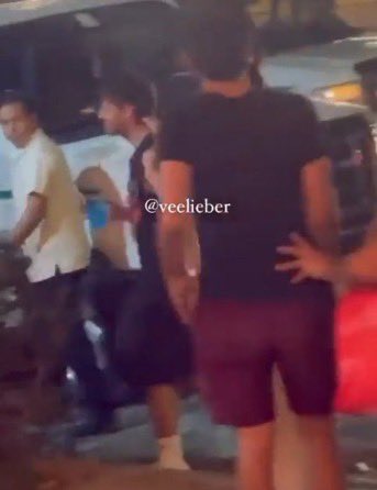 vaneltran's tweet image. also louis tomlinson en lugares de méxico x donde no pasa ni dios..