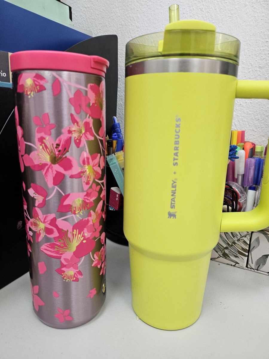 Liz Лись 💕 tweet media