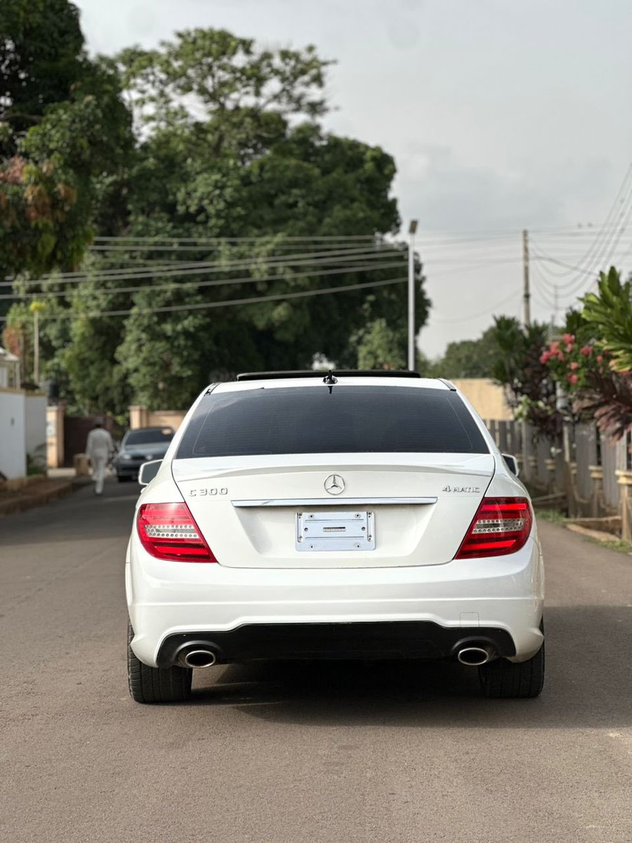 MustyMoh89's tweet photo. FOREIGN USED 2013 MERCEDES BENZ C300 4MATIC WITH ORIGINAL DUTY… 14M🏷️
📩/ 📞: 07061231314
IG: @1709autos 

#mercedesbenz #c3004matic #c300 #cclass #germancars #abujacars #1709autos #instablog #kadunabusiness #explore https://t.co/WgMhSmldgx