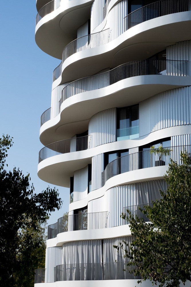 w_emerg's tweet image. Project name:  Folie Divine
Architects: Farshid Moussavi Architecture  | Year: 2017   | Photographs:  Paul Phung
Localisation: France

#FolieDivine #FarshidMoussaviArchitecture #PaulPhungPhotography #Montpellier #ArchitecturalInnovation #ModernFolies #LuxuryLiving #Residential