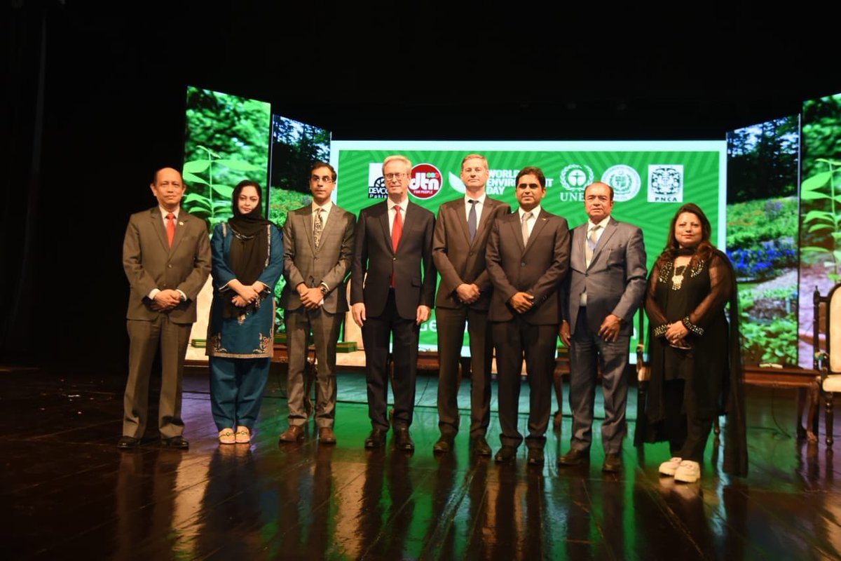 World Environment Day Pledge to build resilience and advocate to protect our planet Earth with global collaboration at Center for Climate Diplomacy 
centerforclimatediplomacy.com