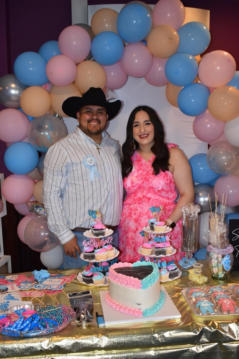 MrsDoraCastillo's tweet image. Baby Castillo is a girl! Bring on all of the pink!! 🎀💖👑 ✨