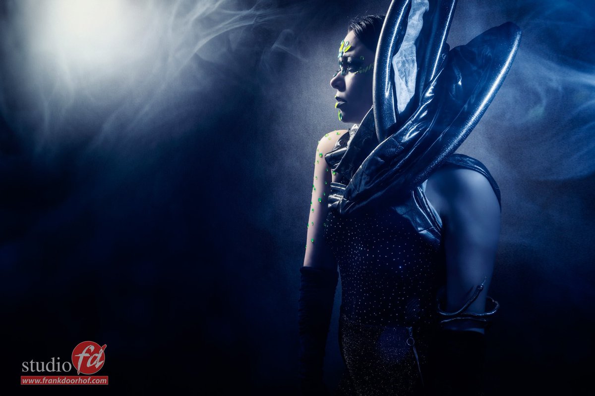 frankdoorhof's tweet photo. Some more from Nadine shot during the #fotofair
The new agenda for the Dutch workshops is online at https://t.co/BrsS1a0aZt
For a limited time 2 workshops for 299.00
#workshops #licht #fotografieworkshops #studioverlichting #modelfotografie #portretfotografie #creatieflicht https://t.co/v5E3KRbdg9