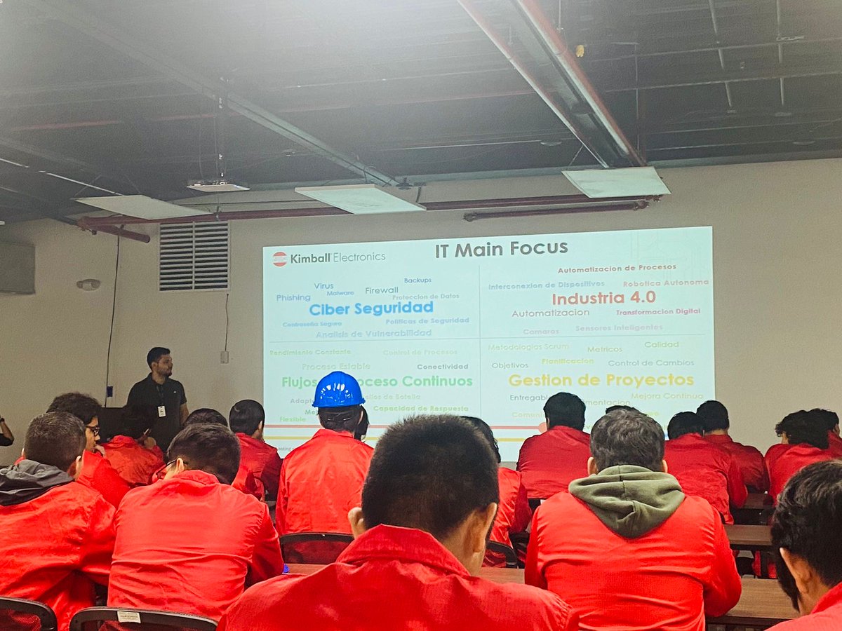 UTTamNorte's tweet photo. 👷‍♀️👷‍♀️Visitas Industriales | Alumnos de Cuarto Cuatrimestre, Grupo “B”, de la carrera de Tecnologías de la Información, visitaron las instalaciones de la empresa Kimball Electronics, Planta 2, ubicado en el Parque Industrial Reynosa, Sección Norte.

#UTTN #SomosBiS https://t.co/MLqHOZ0tUD