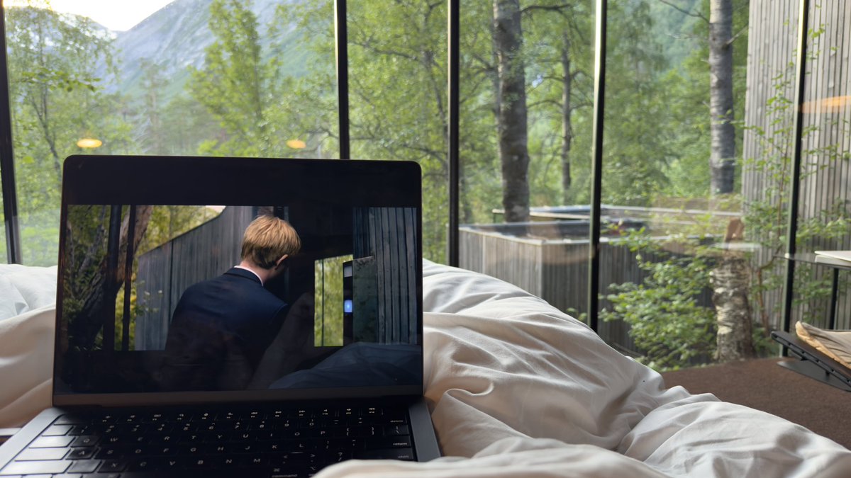 Andrew Maynard tweet media