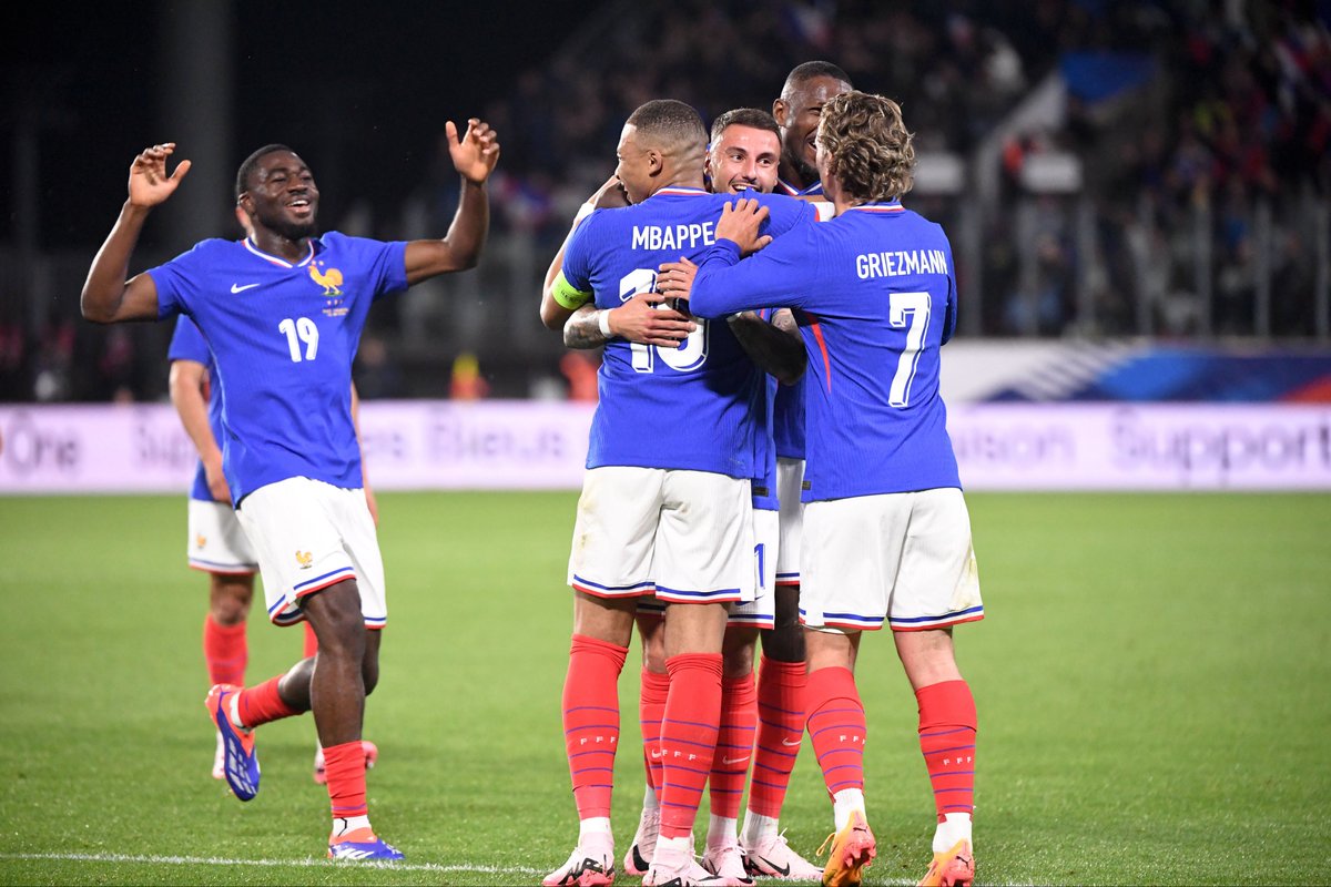 tousuncotefoot's tweet photo. FRANCE 🇫🇷 3-0 🇱🇺 LUXEMBOURG
✅ VICTOIRE POUR LES BLEUS !
L’Equipe de France débute cette préparation de la meilleure des façons !
Randal Kolo Muani et Jonathan Clauss sont les buteurs de la soirée.
BRAVO LES BLEUS ! 👏👏🇫🇷
#CoteFoot https://t.co/9XSXELwV1J