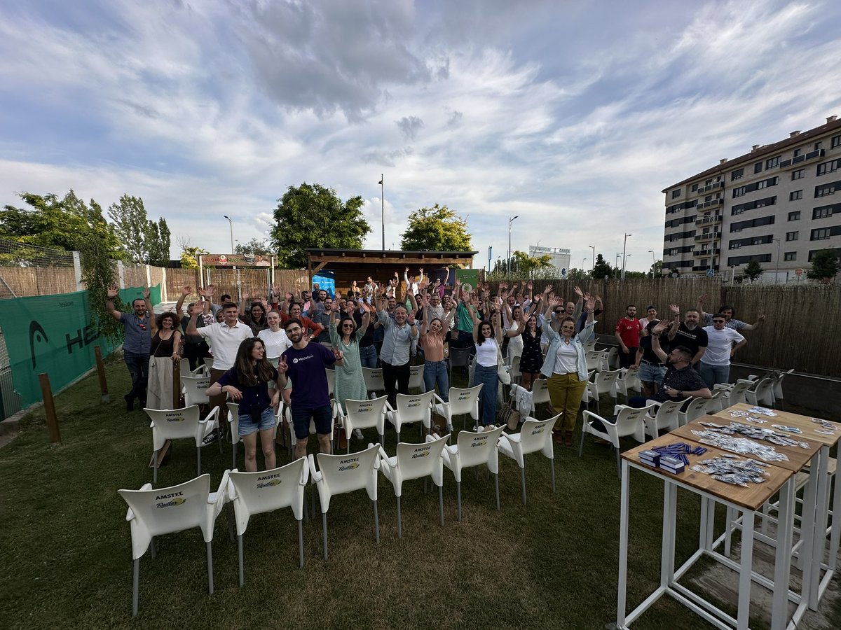 LeonWordPress's tweet photo. @RaiolaNetworks @Meetup @BancoSabadell @MeetupES @craftelier @WordPress GRACIAS a todos los que nos habéis acompañado en esta tarde en @PadelParkLeon. 

¡Ha sido bestial! Gracias @RaiolaNetworks, @BancoSabadell y por supuesto @WordPress por hacer esto posible ❤️

🦁¡Hemos aprendido de eCommerce, WordPress y ha habido BarbecueTime! Hasta la próxima! https://t.co/bTrhMsyAPj