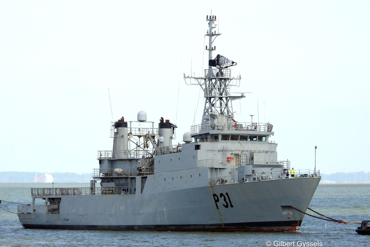 WarshipCam's tweet photo. Decommissioned Irish Naval Service patrol vessel LE Eithne (P31) being towed at Terneuzen, Netherlands en route to final scrapping in Gent, Belgium - June 5, 2024 #leeithne #p31
SRC: TW-@GGYSSELSSHIPS https://t.co/Mw9olCg4nz