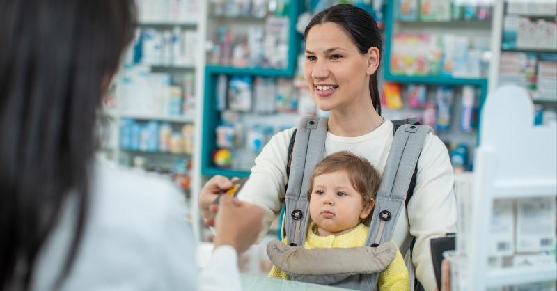 AllergicLiving's tweet photo. NYS Legislature just passed bill to cap epi auto-injector prices at $100 a yr. #Foodallergy advocates thrilled. Stacey Saiontz says bill will "ensure families no longer choose "between paying for only antidote for anaphylaxis or their food and rent/mortgage." @NYSenatorRivera