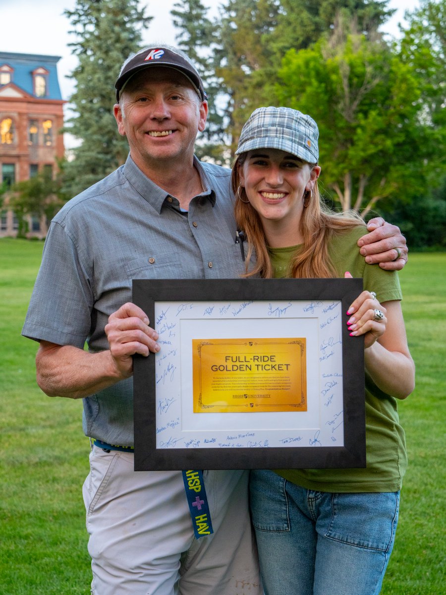 Regis University tweet media