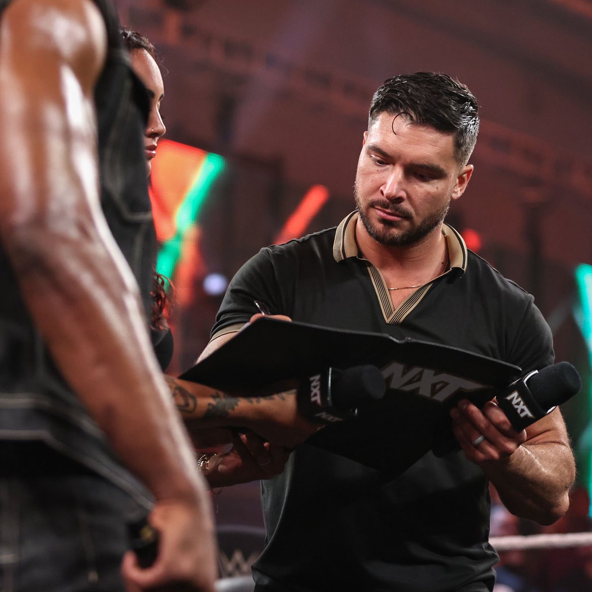 OfficialEGO's tweet image. Took 17 years to sign on the dotted line with @wwenxt …. But only one match to become a CHAMPION!