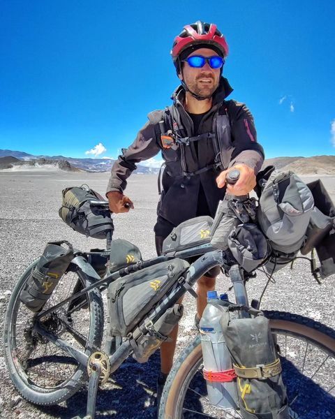 TerraVeloBikeCo's tweet photo. Pedaling through Paradise: A Cyclists' Dream in the Majestic Mountains 🚲
Credits to @gonzalo.zamorano 📷
#cyclingasia #worldbycycling #cyclocamping #velove #velo #cicloturismo #bikepacking #cicloviaje https://t.co/XvkXYeA8nC