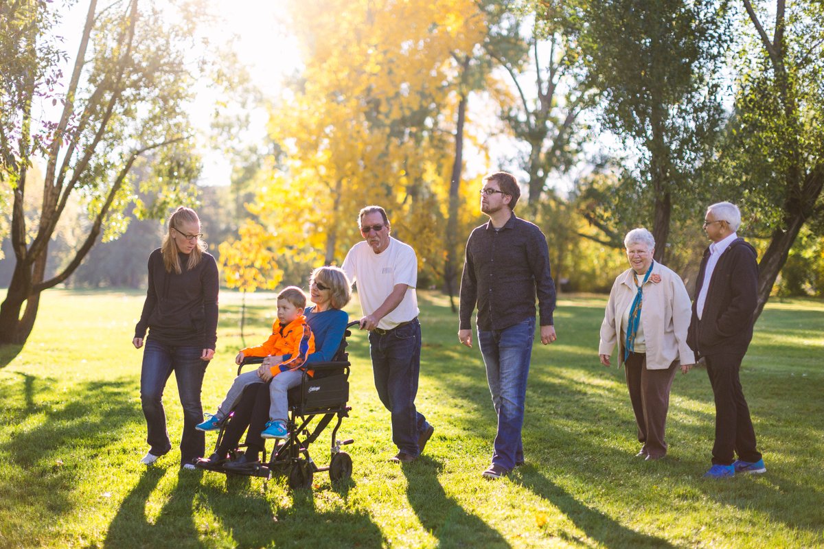 cityofcalgary's tweet photo. ๐กDiscover the event highlights for tomorrow โ Jun 6. Find events for all ages at https://t.co/jDTGUzcgrF
#seniorsweek #agefriendlyyyc
๐ฝ Seniors get discounts to @TELUS_Spark
๐ฝ Coffee, tea and social
๐ฝ Fitness & community walk
๐ฝ Handcrafted Art https://t.co/u7L6QobsxF