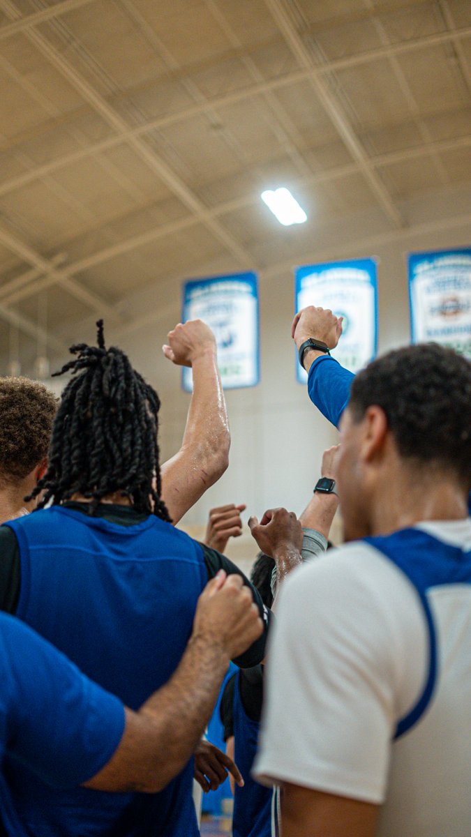 You know where to find us 😏 

#ShakasUp // #IslandU // #ShawTime