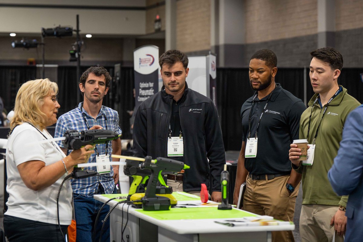From top-notch keynote and speaker presentations to mastermind Medtech trivia – Day 2 at #IMESouth was buzzing with energy!

Dive into more groundbreaking innovations, insightful sessions, and powerful networking opportunities tomorrow. Don’t miss out—there’s one more day to go!