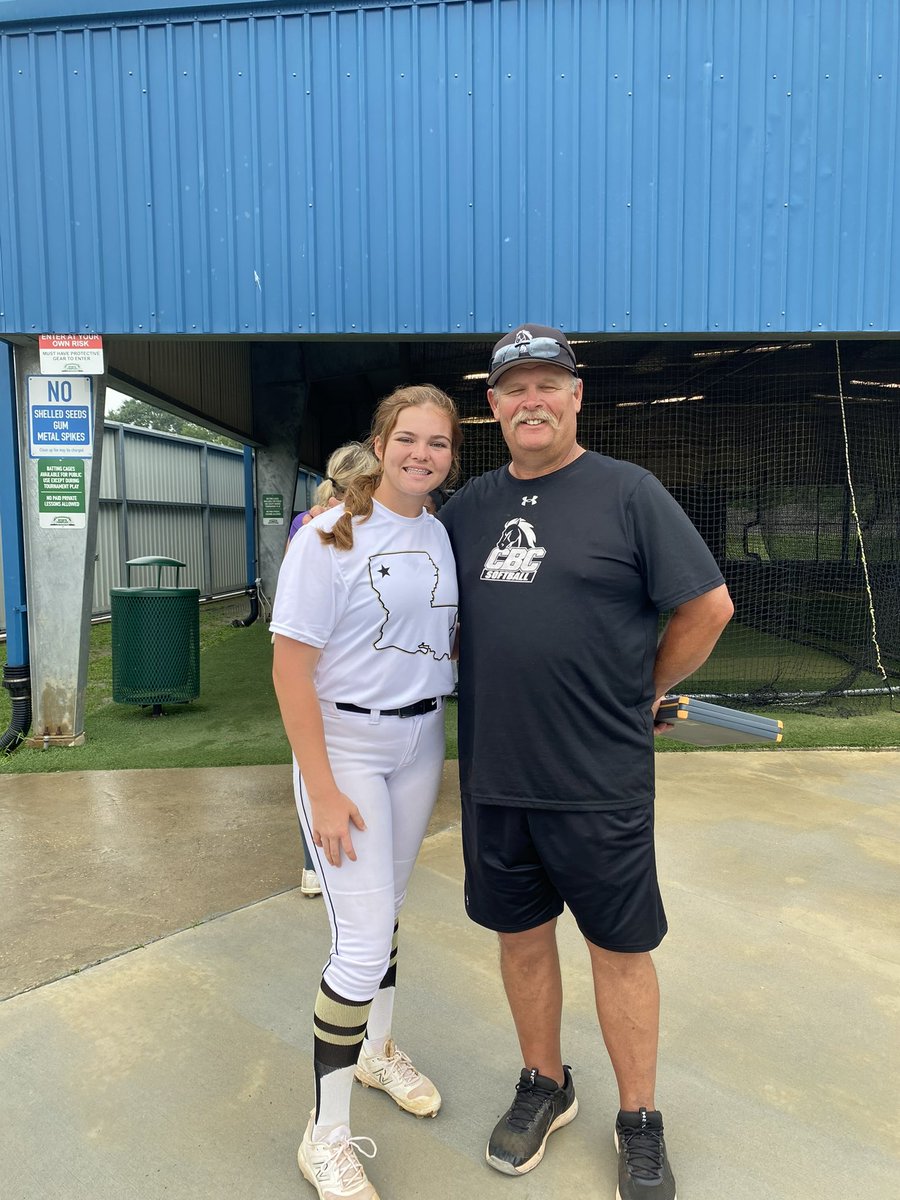 chesni_ashley3's tweet photo. I had so much fun at the CSB Softball Showcase today! I received a ton of feedback and ways to improve my game. A huge thanks to all the coaches, parents, and everyone else who helped make today happen!! @tpart25 @LSUA_SB @cbcsoftball17 @LSUEBengalsSB @BarryRo06643494 https://t.co/HuWi22jzeE