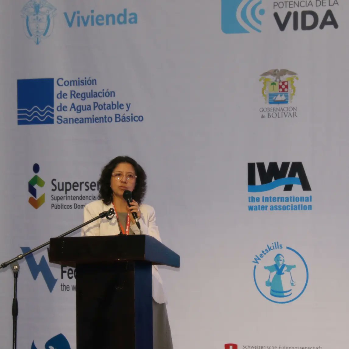 cracolombia's tweet photo. #Hoy la Directora de la @cracolombia @RuthQuevedoF realizó la ponencia “Marco de política con impacto y estrategias de economía circular” en la versión 67 de el congreso internacional de #ACODAL. https://t.co/0KFfxiZMcc