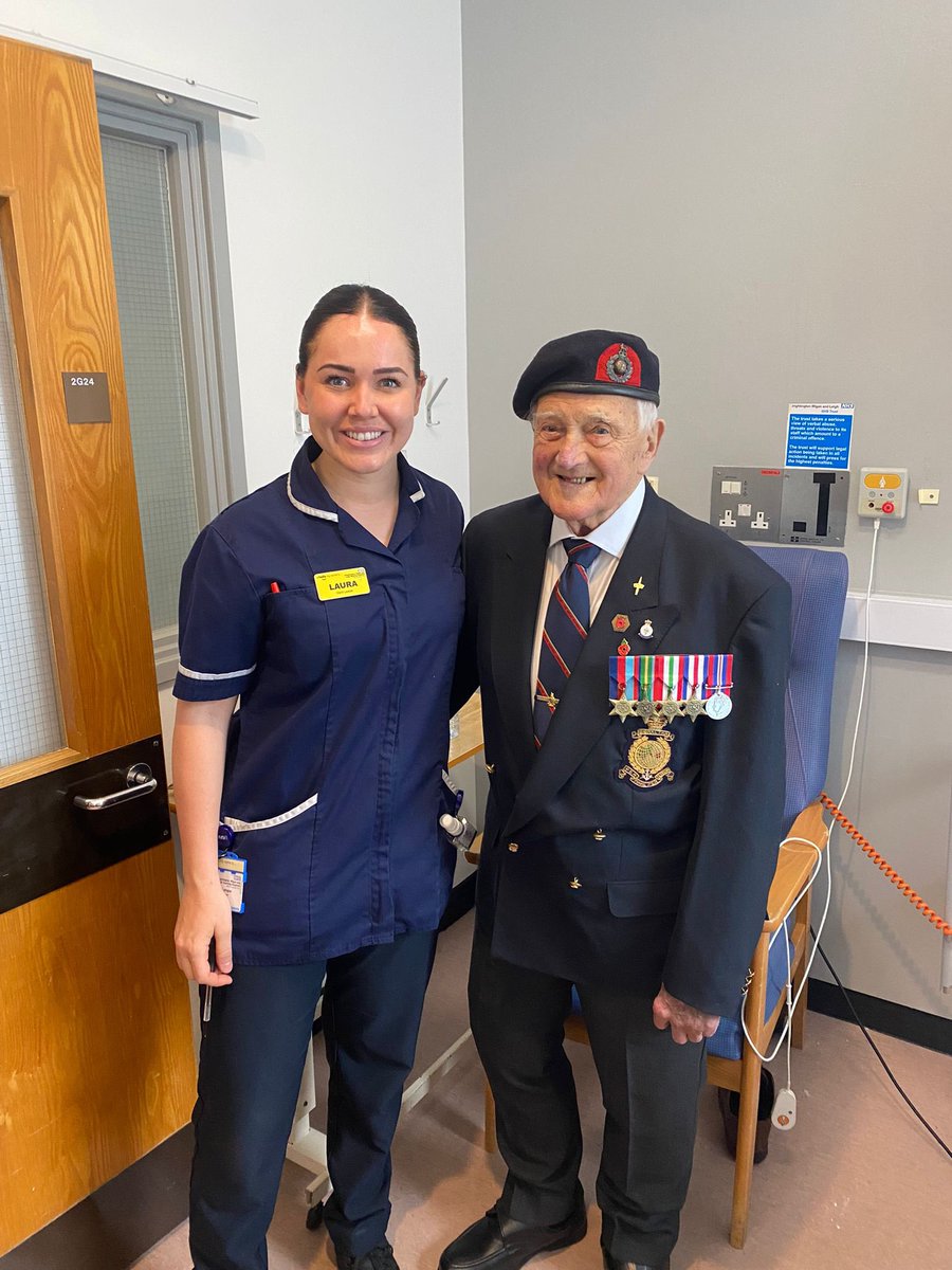 Laura Lythgoe tweet media