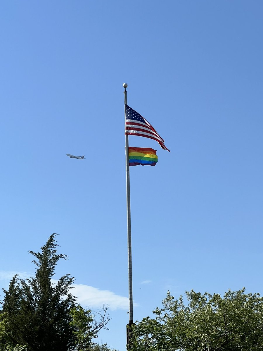 LMarenda's tweet photo. Proud to work at a school that accepts ALL! Nicely done @_SalemHigh_ #PrideMonth 🌈 #AcceptAll #GoWitch https://t.co/dvhI4NjshD