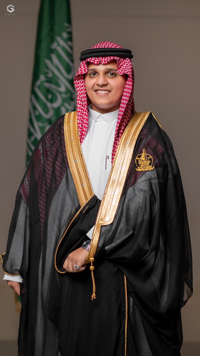 i8roshah's tweet photo. (وَآخِرُ دَعْوَاهُمْ أَنِ الْحَمْدُ لِلَّهِ رَبِّ الْعَالَمِينَ‌) 
الحمدلله الذي يسّر البدايات واكمل النهايات وبلغنا الغايات ،تم اليوم بفضل الله وتوفيقه تخرجي من تخصص إسعاف وطوارئ (أخصائي طب طوارئ) بتقدير ممتاز مع مرتبة الشرف الثانيه الشكر لله أولًا ثم لـعائلتي وكل من ساندني🤍🤍 https://t.co/nCiCAvJ630