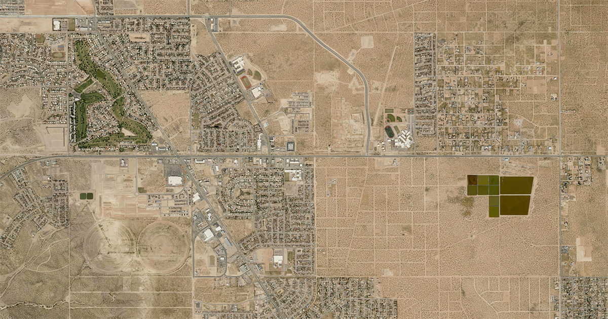 Happy World Environment Day! 🌍 

This year's theme focuses on land restoration, desertification &amp; drought resilience. 🌵

To suit the occasion, we are sharing an aerial shot of 📍 Agua Dulce, Texas, which is known for its desert climate with hot summers and mild winters.
