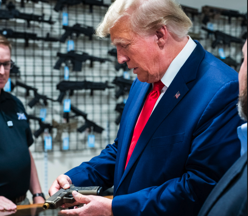 OccupyDemocrats's tweet image. BREAKING: MAGA world has a nuclear meltdown after a senior police official reveals that the NYPD is preparing to strip Donald Trump’s license to carry a gun after his felony conviction.

And it gets even better…

Trump's concealed carry license in New York was suspended on April…