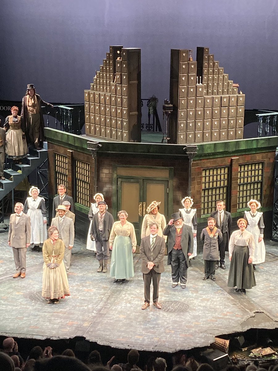 ShonaGalletlyPR's tweet photo. And the hits keep coming in @Opera_North ‘s stunning co-production of My Fair Lady with @LeedsPlayhouse 
Go see 👀🏃🏻‍♂️ 👏🏻👏🏻👏🏻 https://t.co/b7X6uIlglT