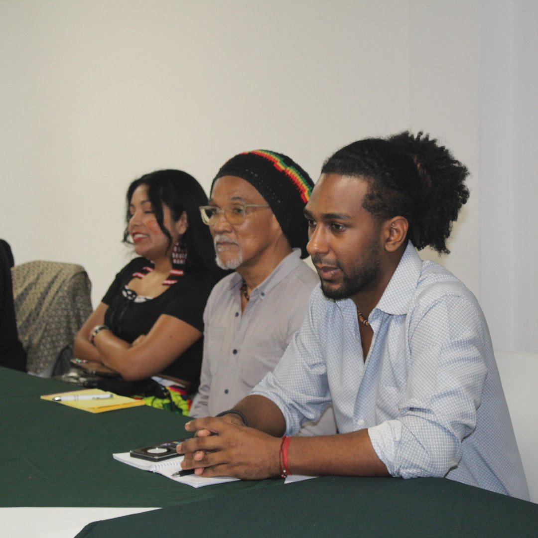 La presidenta del gremio María Ramos, sostuvo una reunión con la Coordinadora Residente de la ONU en Panamá @ana_gracapatricia como parte de su visita a la provincia de Colón, donde nos acompañaron diferentes miembros de la  sociedad civil de Colón, para escuchar sus inquietudes.