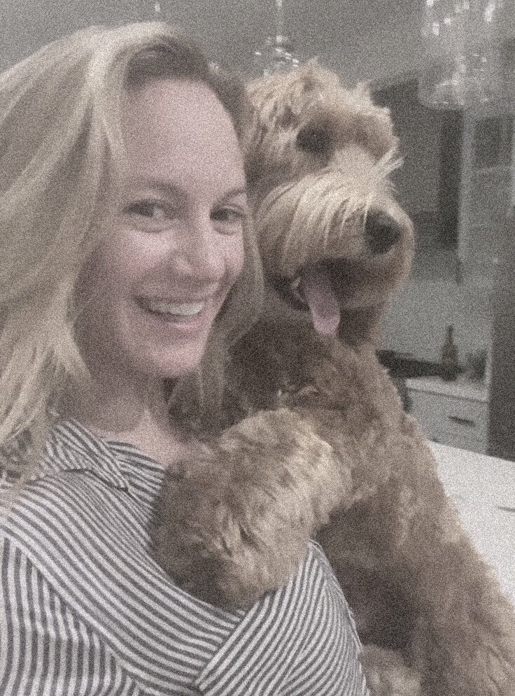 ⠀⠀
⠀⠀⠀>  𝗜𝗡𝗦𝗧𝗔𝗚𝗥𝗔𝗠   𝗦𝗧𝗢𝗥𝗜𝗘𝗦  。
                 ﹫THEFIREBLONDIE

   𓏲 ⠀݃៹࿓ as vezes ser mãe de pet, é um desafio! a felicidade, que ele me deixa e transmite. mesmo sabendo que amanhã acordo cinco da manhã pra trabalhar, insistiu eu pegar no colo.
⠀⠀