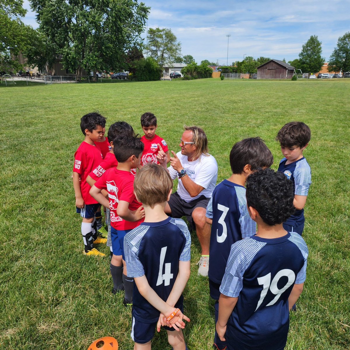Great sport coach Jon 👏 coaching both sides ⚽️❤️⚽️ of the field #MichiganFC and #MichiganFCTigers