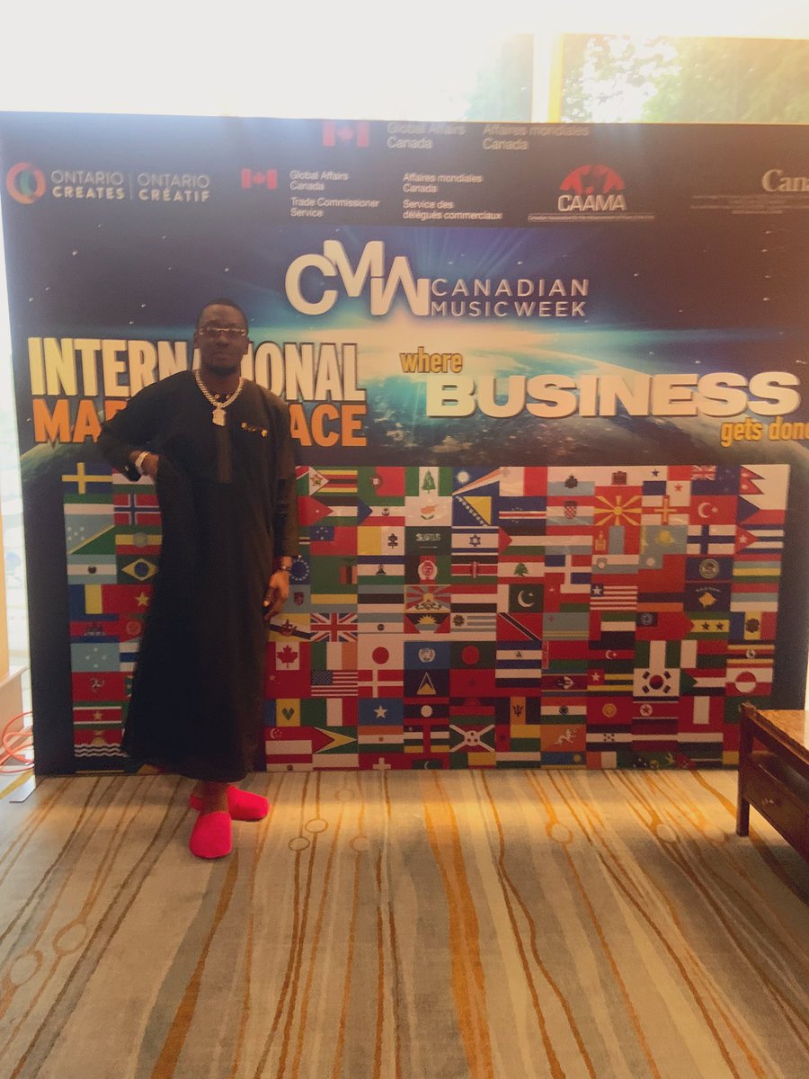 pillshasarrive's tweet photo. “ The Lord Is My Shepard “ . #canadianmusicweek ✨ Come support me this Weeknd . #starsaligninthe6ix #africanmusicweek 📍✨ https://t.co/hPHUQ7RAcZ