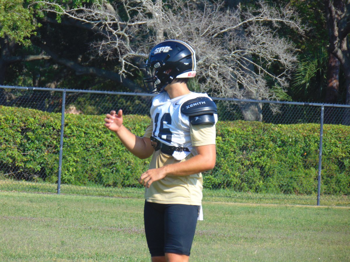 Spring Top 5
Quarterbacks

#4B Kanon Vetter,  St Pete Cath.
A gunslinger with mobility, Vetter will have the opportunity to throw the Barons to a winning season but will have help from rising soph running back Larry Christian in the backfield along with reciever Jaeden Pierre