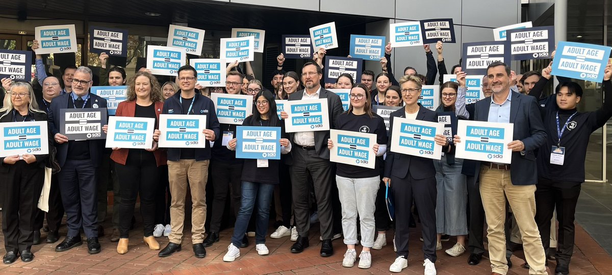 Josh_Peak's tweet photo. Breaking News: Moments ago @sallymcmanus and the @SDAunion lodged at the Fair Work Commission our case to abolish junior rates for 18, 19 &amp; 20 year olds in the retail, fast food and pharmacy sectors.

You can find out more here: https://t.co/SrkEtRobBn https://t.co/Vx4sTvVhUc