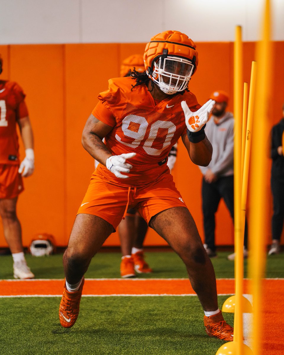 Stephiylan Green (@stephiylan) on Twitter photo Us tigers appreciate the Clemson Family and we ask you to keep donating to <a href="/110Society/">110 Society</a> 🐅🐅 Us tigers appreciate the Clemson Family and we ask you to keep donating to <a href="/110Society/">110 Society</a> 🐅🐅