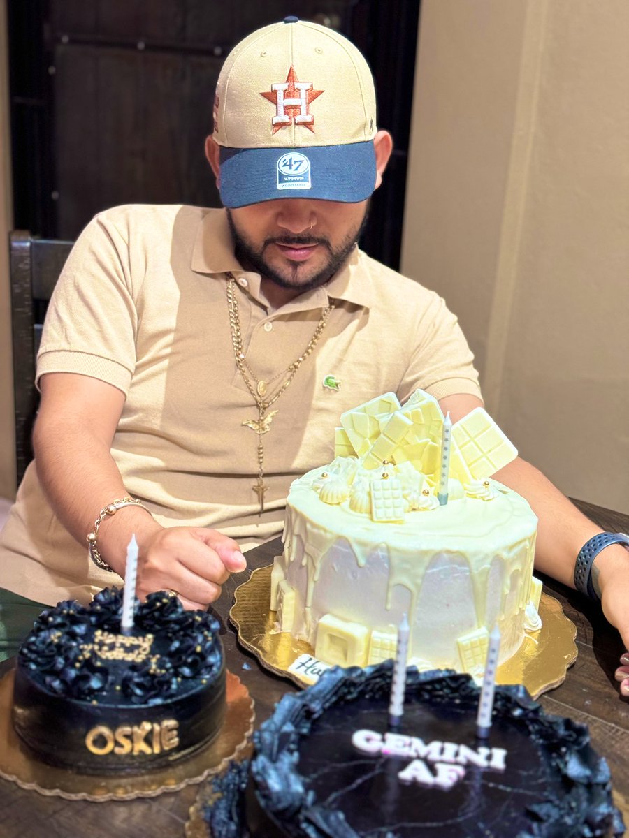 oscarrom98's tweet photo. 26 🥳 https://t.co/NwNAnQH4Fr