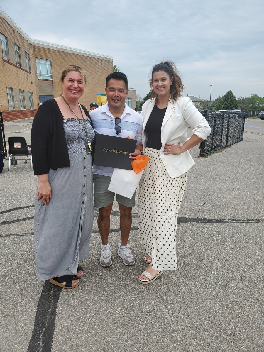 DP MATH (@dp_math) on Twitter photo Fabulous morning visit to <a href="/BarbaraDPCDSB/">St.Barbara</a> to celebrate Mr. Robillos as the 2023/2024 TOP <a href="/ExploreLearning/">ExploreLearning</a> Elementary Mathematics & Science Gizmos User/Teacher Leader in <a href="/DPCDSBSchools/">Dufferin-Peel Catholic District School Board</a>!!! 🎉 CONGRATULATIONS from <a href="/DP_math/">DP MATH</a> & <a href="/DPTechTeam/">DP Tech Team</a>! 👏 #dpmath #dptech #dpcdsb Fabulous morning visit to <a href="/BarbaraDPCDSB/">St.Barbara</a> to celebrate Mr. Robillos as the 2023/2024 TOP <a href="/ExploreLearning/">ExploreLearning</a> Elementary Mathematics & Science Gizmos User/Teacher Leader in <a href="/DPCDSBSchools/">Dufferin-Peel Catholic District School Board</a>!!! 🎉 CONGRATULATIONS from <a href="/DP_math/">DP MATH</a> & <a href="/DPTechTeam/">DP Tech Team</a>! 👏 #dpmath #dptech #dpcdsb