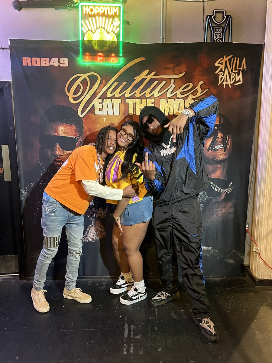 j1rua's tweet image. today was the best day ever 😩