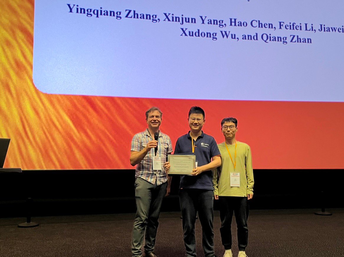 alibaba_cloud's tweet image. At #ICDE2024, #PolarDB won the “Industry and Applications track Best Paper Award”. PolarDB innovatively solved the issue of cross-machine transaction migration in serverless database, reducing the migration time within 0.5s and enhancing overall performance by several dozen…