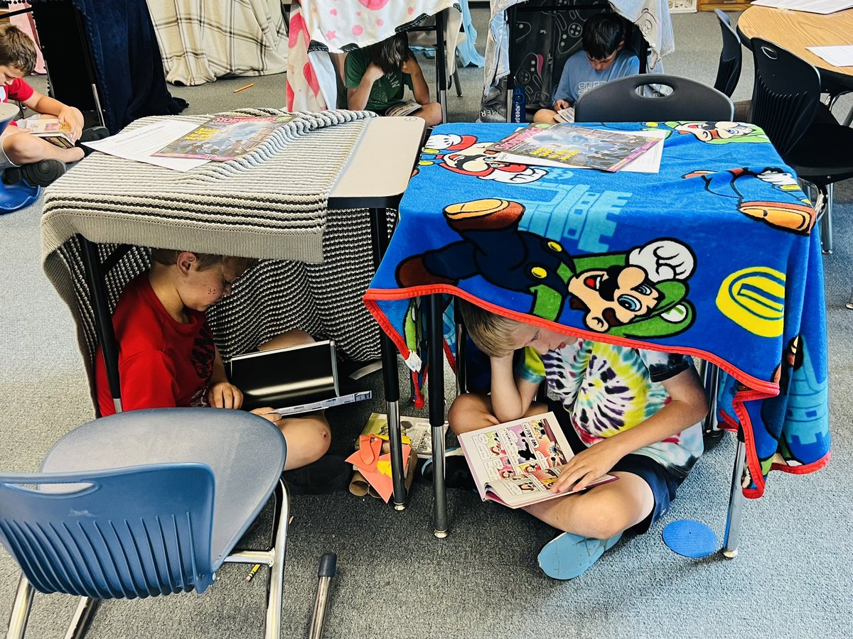 HartmanJaysa's tweet photo. This week is Camp Read A-Lot at @LillianSchuElem. Sharks and roadrunners reading everywhere we look! #lpscaughtreading #lpssummer2024 @LillianSchuElem @RVRoadrunner https://t.co/77HNqouG9y