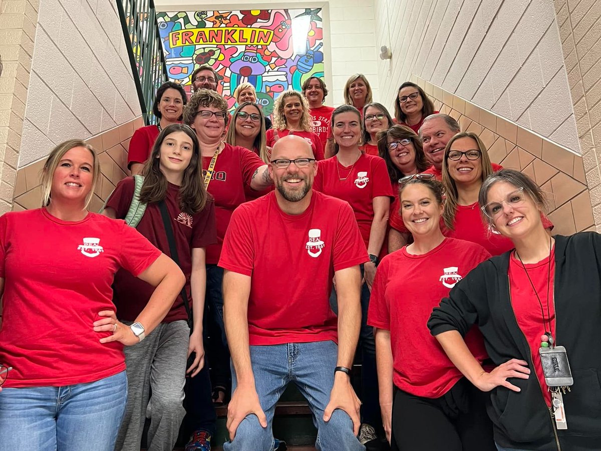 ieanea's tweet image. Safety for all students and educators is essential to student success. Springfield EA members have been wearing red to support nonviolence in their schools and community. Solidarity with Springfield Education Association. #RedForEd