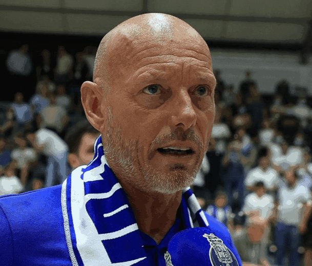 DragaoNews1893's tweet photo. Nunca devia ter saído! Bem-vindo de volta a casa, Magnus Andersson! 💙 https://t.co/Dobm8R0X3n