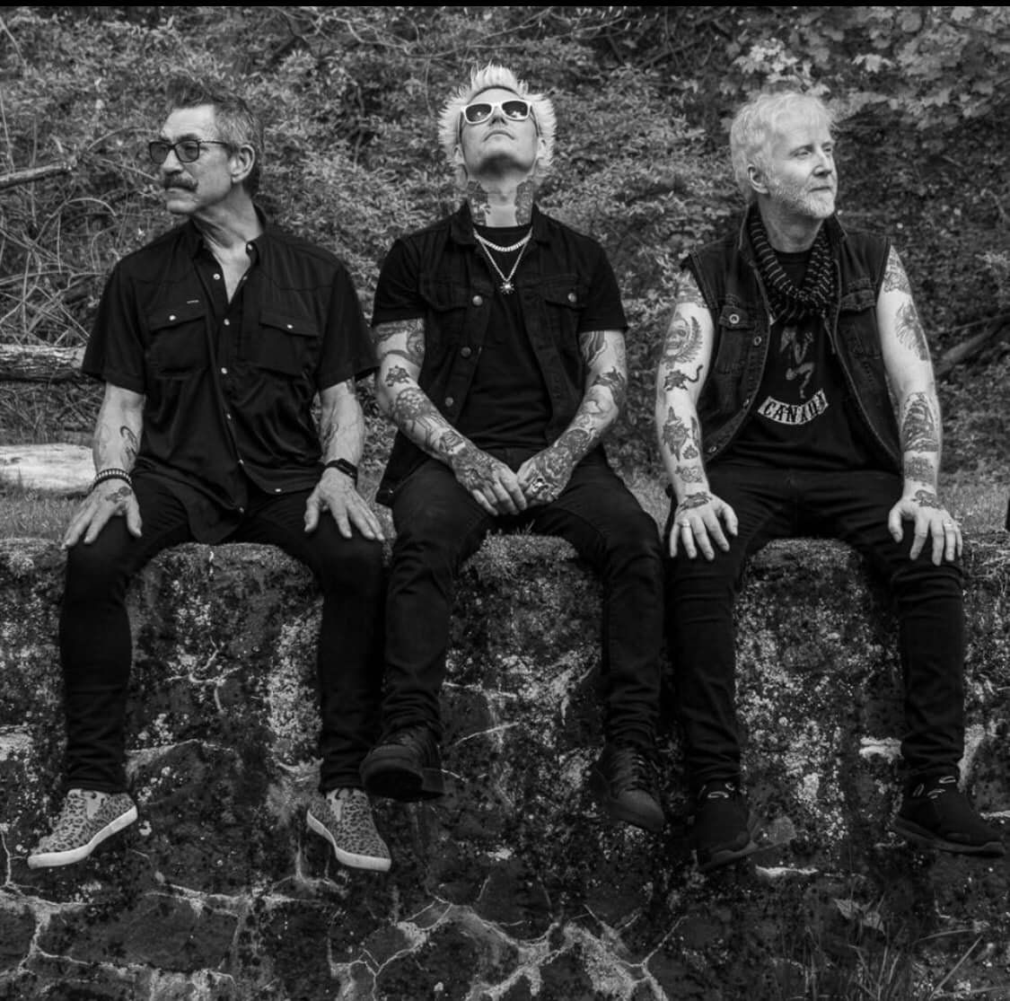 Our new album "Dying to Smile" comes out this Friday 🎉🎉

Pre-save the record NOW here: orcd.co/91oplqx