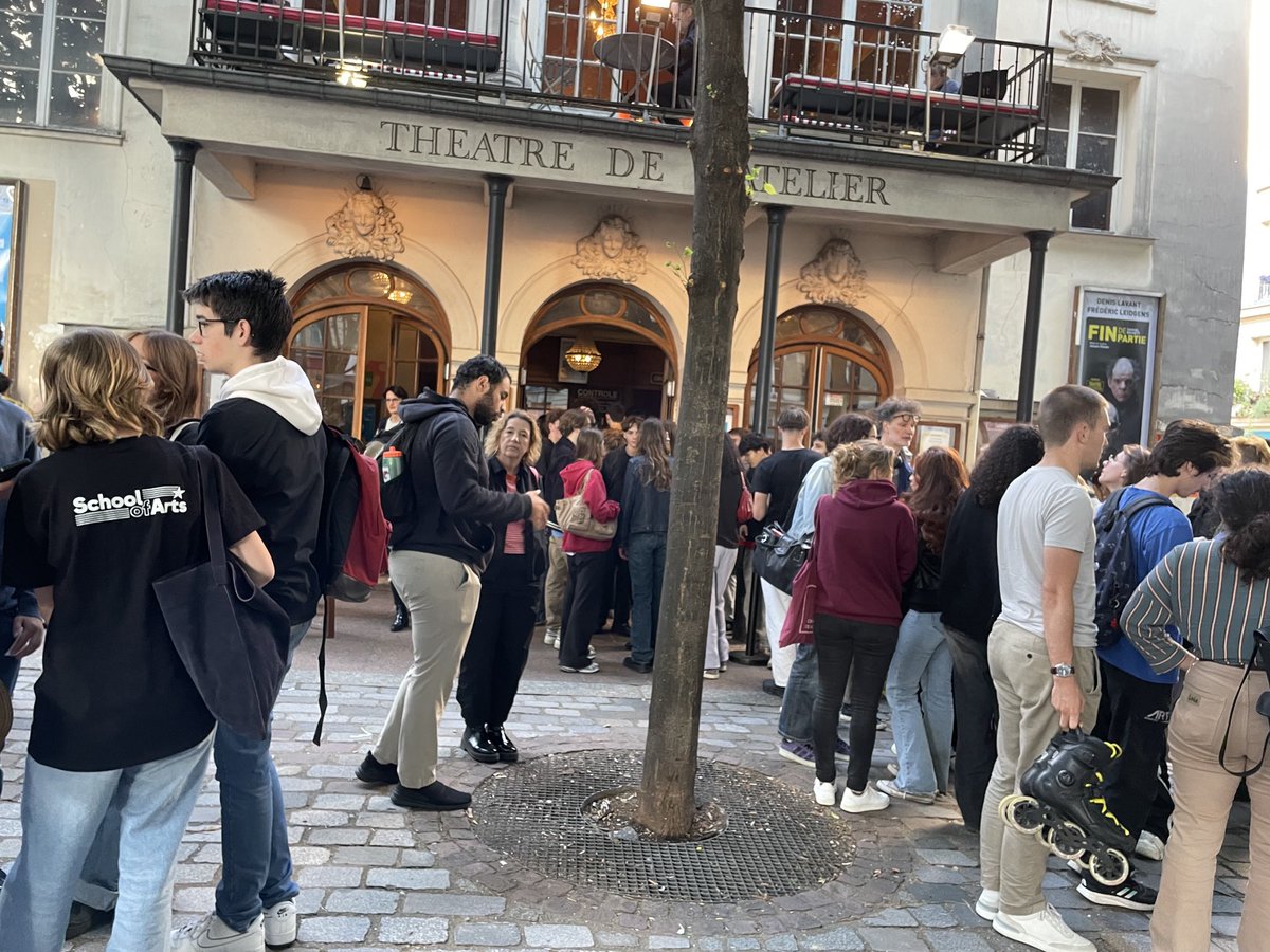 dominique racle (@dominiqueracle) on Twitter photo Soir de première au Théâtre de l’atelier avec le retour de Fin de partie de Beckett dans la mise en scène culte de Jacques Osinski avec Denis Lavant, Frédéric Leidgens, Peter Bonke et Claudine Delvaux 👉 jusqu’au 14 juillet 👉 On y court <a href="/Th_Atelier/">Théâtre de L'Atelier</a> Soir de première au Théâtre de l’atelier avec le retour de Fin de partie de Beckett dans la mise en scène culte de Jacques Osinski avec Denis Lavant, Frédéric Leidgens, Peter Bonke et Claudine Delvaux 👉 jusqu’au 14 juillet 👉 On y court <a href="/Th_Atelier/">Théâtre de L'Atelier</a>