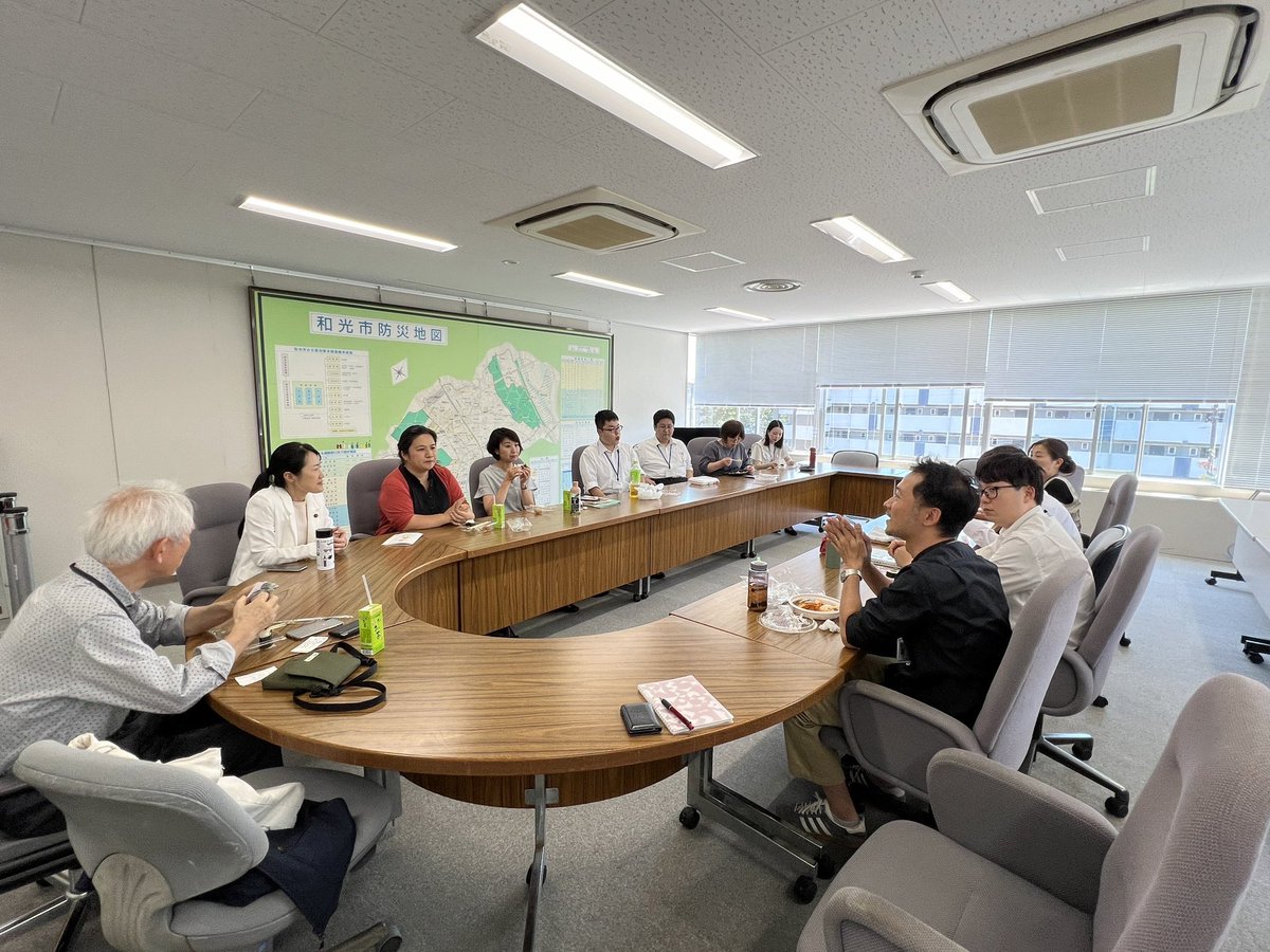 mitsuko_1974's tweet photo. 昨日:
「和光市子どもの居場所づくりプラットフォーム」のメンバーとランチセッション
奥村裕一さんのお話はとても面白くて、「地域づくりは市民から❗️」のお話をもっと伺いたいと思っています☺︎
子ども食堂にも、ぶらっと来てみてください❗️
#和光市 #子ども食堂 https://t.co/w0byw7QJjz