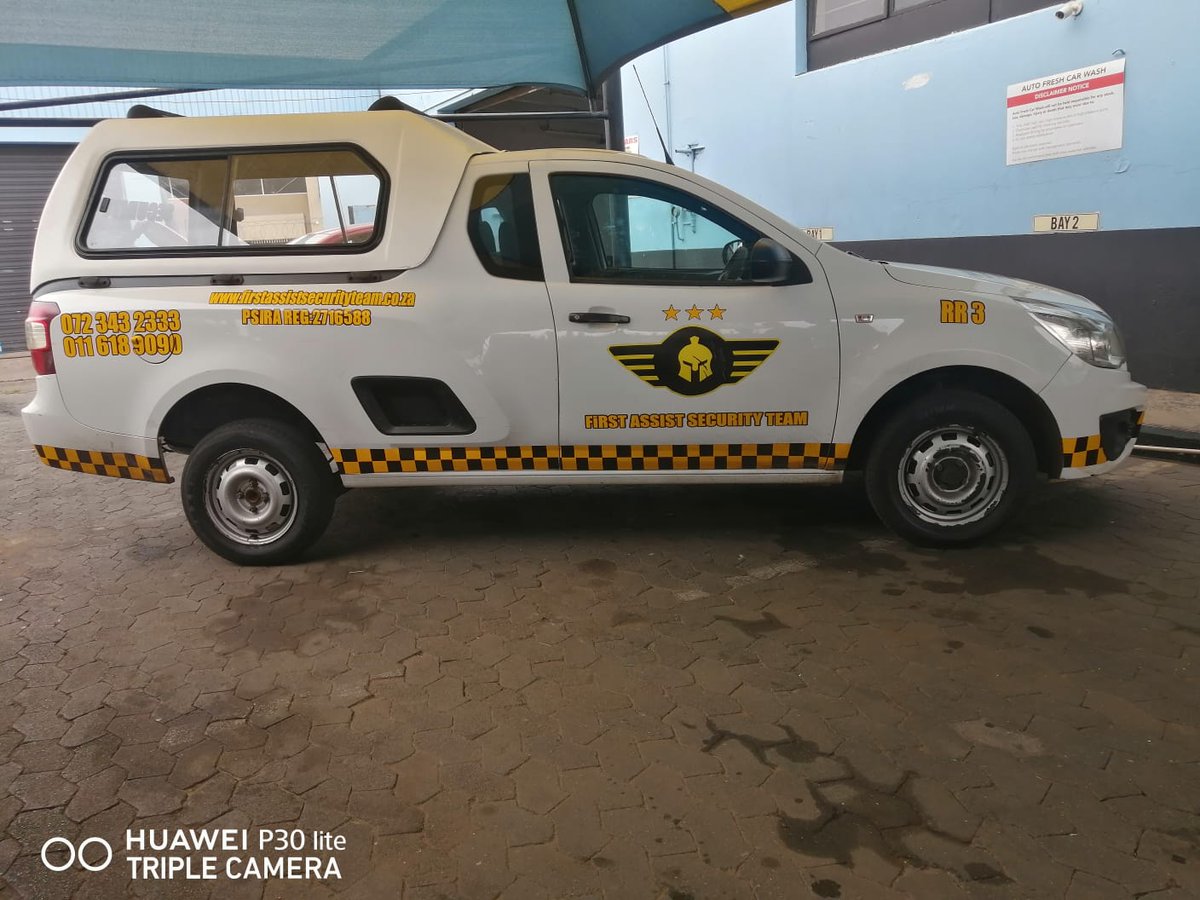 MercyMediaGrou1's tweet photo. Vehicle Branding &amp; Wrapping.

[Our Services]

. Graphic Design . Website Design . Branding . Signages . Digital Marketing . Printing .

Call/WhatsApp: 0613013437 ☎️
Email: Info@mercymediagroup.co.za📧

#VehicleWrapping #vehiclebranding #BrandingOnWheels #advertising #trendingnow https://t.co/M9LUvT4c0e