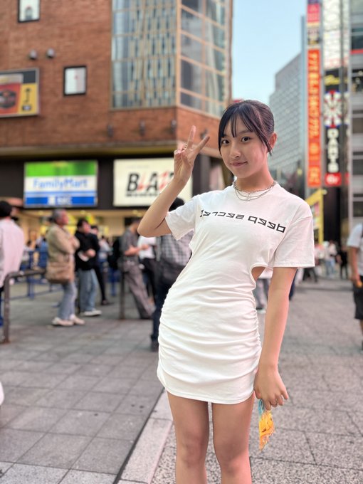 Twitterのコスプレ画像3