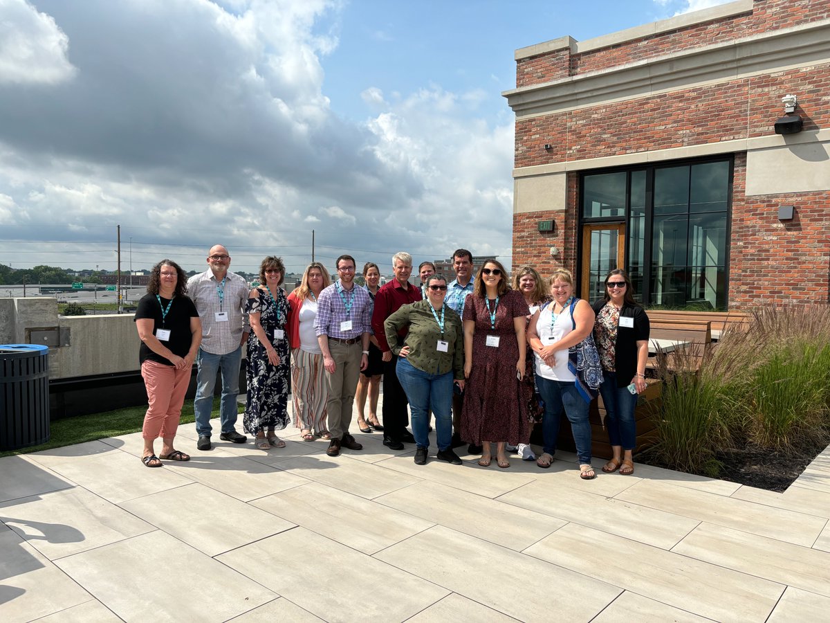 nextech's tweet photo. Today was the final day of the Nextech CS Guides externship program and it was a great way to end this year's program. Thank you @highalpha for having us! We had a blast and especially loved the fireside chat with @ScottDorsey and early-in-career tech panel. #CSforIN