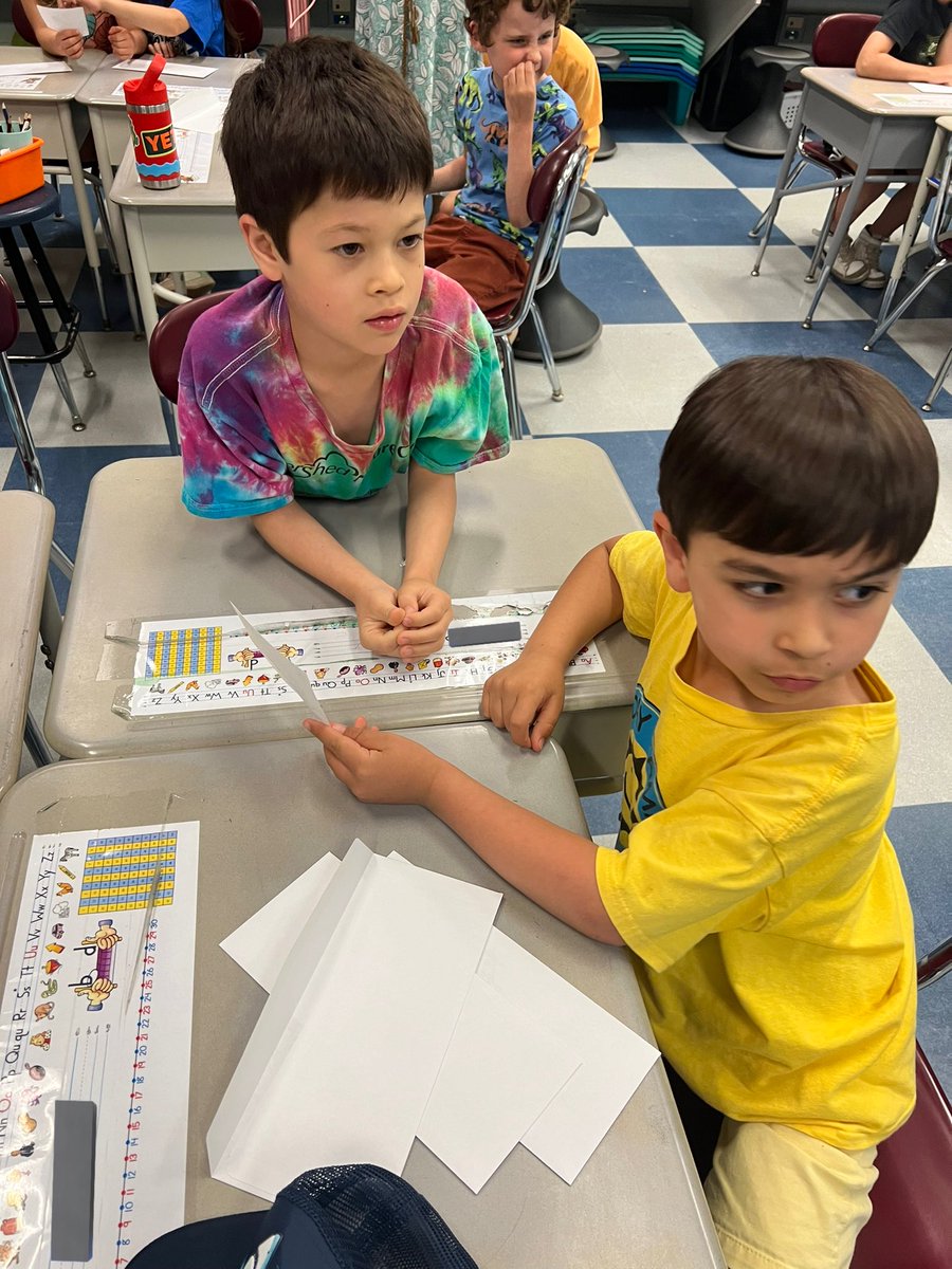 Dana Pontani (@mspontani) on Twitter photo Today, our 1P scientists made observations of baby animals and their parents. Students gathered evidence and determined they look similar because they share many of the same traits. <a href="/HopewellES/">Hopewell Elementary School</a> Today, our 1P scientists made observations of baby animals and their parents. Students gathered evidence and determined they look similar because they share many of the same traits. <a href="/HopewellES/">Hopewell Elementary School</a>