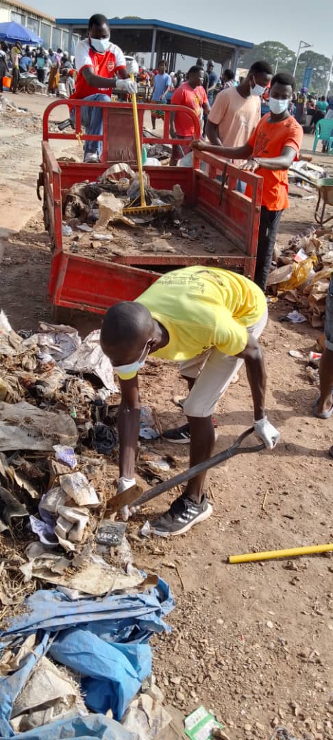 africalifornia's tweet photo. Hoje se comemora dia mundial do Ambiente,
Filhos amigos da Califórnia em Bissau promoveram no mês passado limpeza num dos Porto de Bissau.
Hoy celebramos el Día Mundial del Medio Ambiente,
Hijos y amigos de California en Bissau promovieron la limpieza del puerto de Bamdim. https://t.co/08MZ3j0c1p